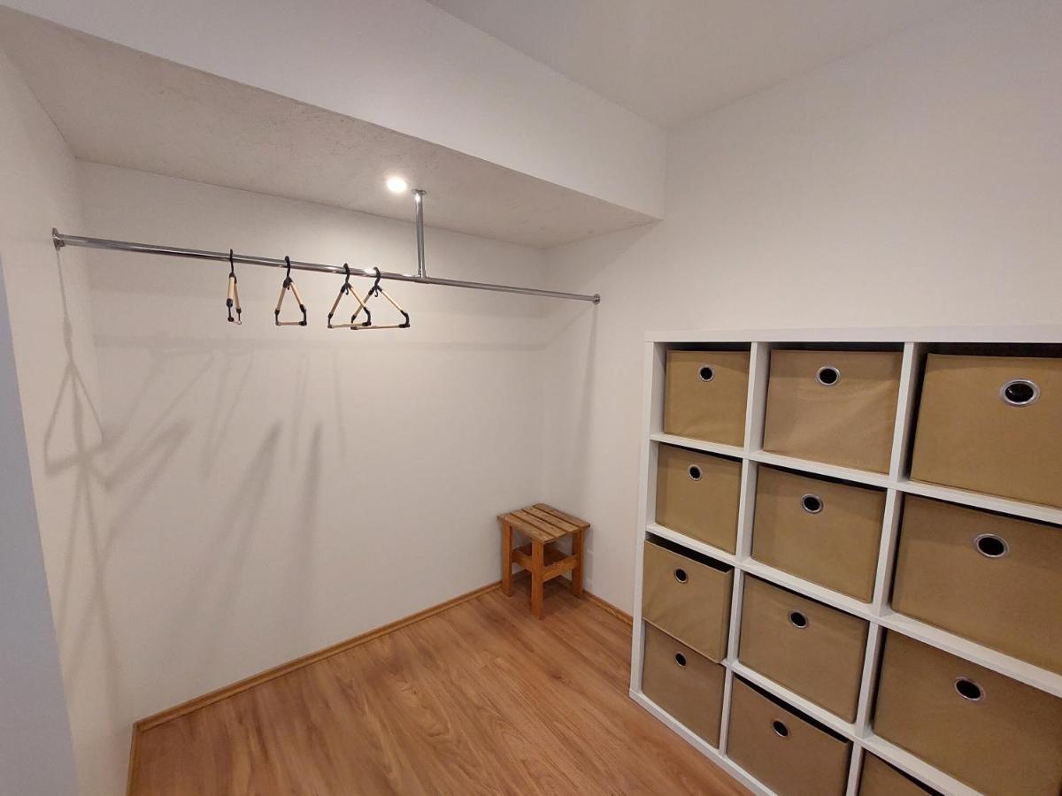 Kesklinna Peatuspaik 탈린 외부 사진